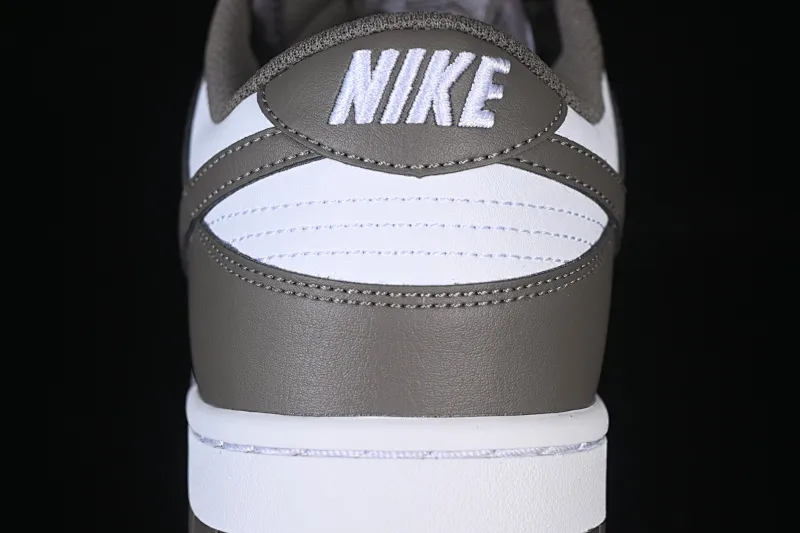 All Categories Nk SB Dunk Series Nk SB Dunk Low Low-top sneakers Nike Dunk Low "Cave Stone" Rock Gray Low-top casual sneakers HF5441-111
